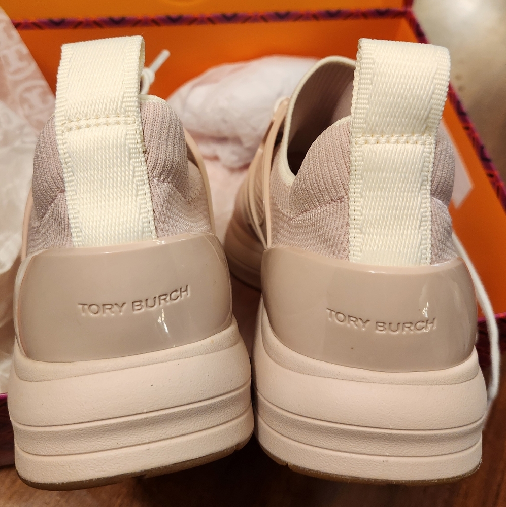 NIB TORY BURCH T sock runner - Picture 7 of 11